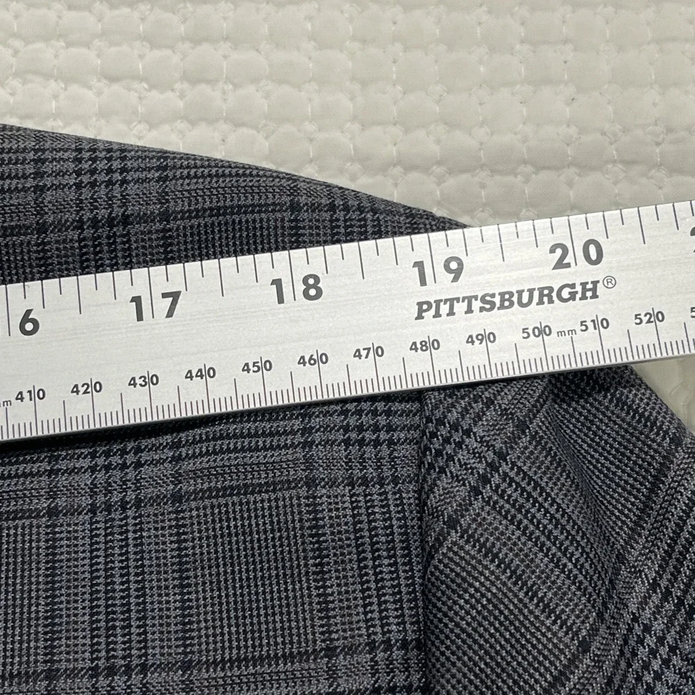 BOSS Hugo Boss Men's Tesse Biella Wool Gray Plaid Blazer Sport Coat Jacket 42R